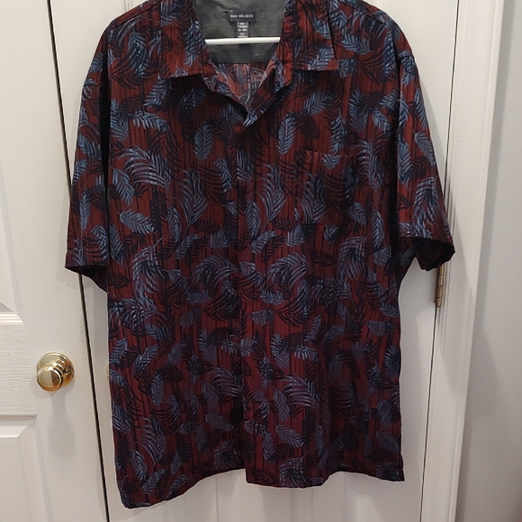 Mens Van Heusen Button Down Shirt - Picture 1 of 4